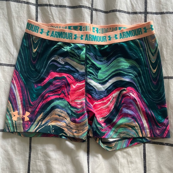 UNDER ARMOUR workout shorts - Picture 1 of 3